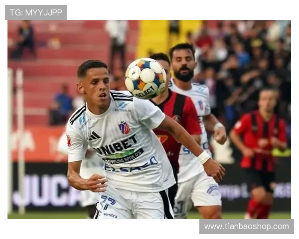 罗马尼亚肯帕努租借加盟铜梁龙